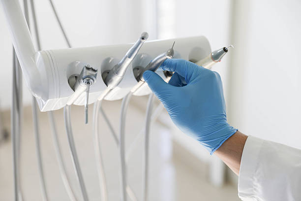 Professional Emergency Dentist technician working in Carrollton, OH